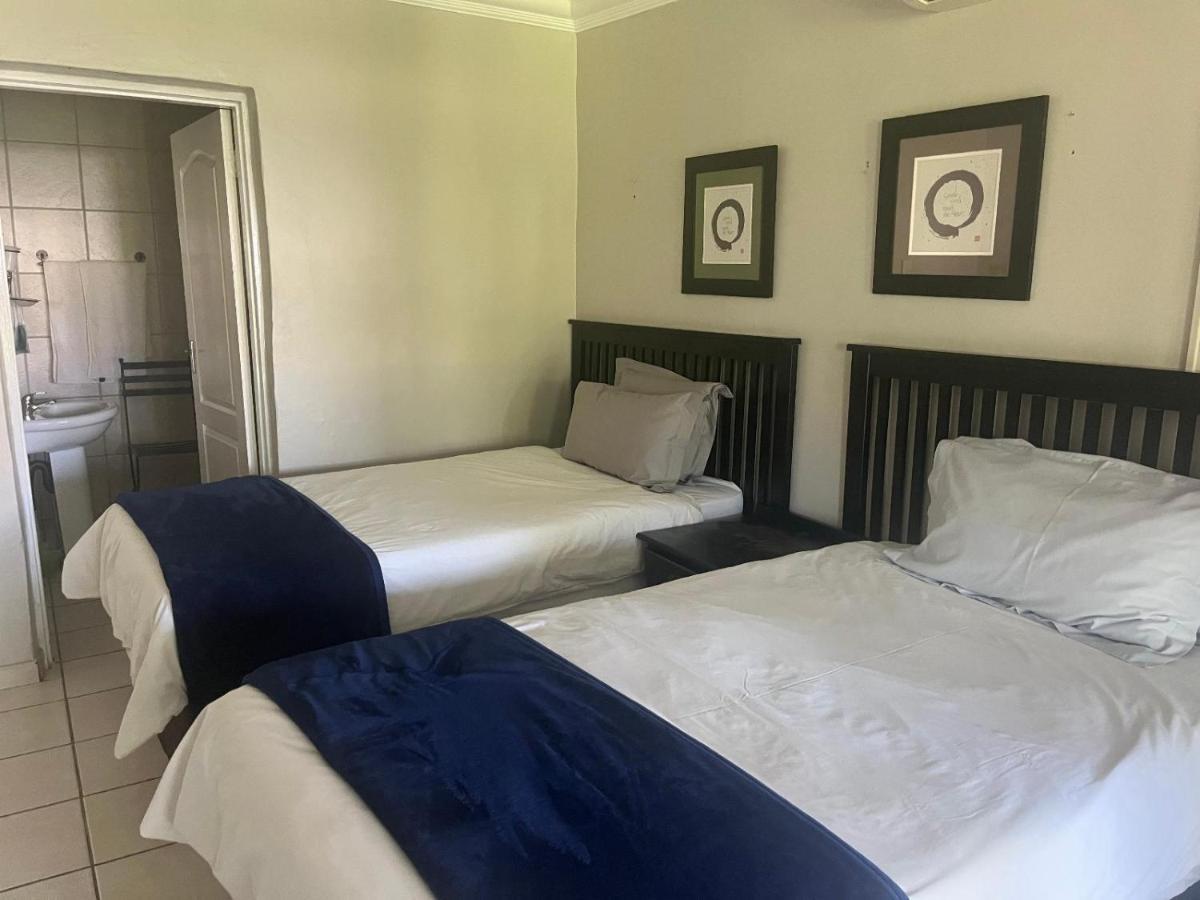 Toro Guest House Rustenburg Dış mekan fotoğraf